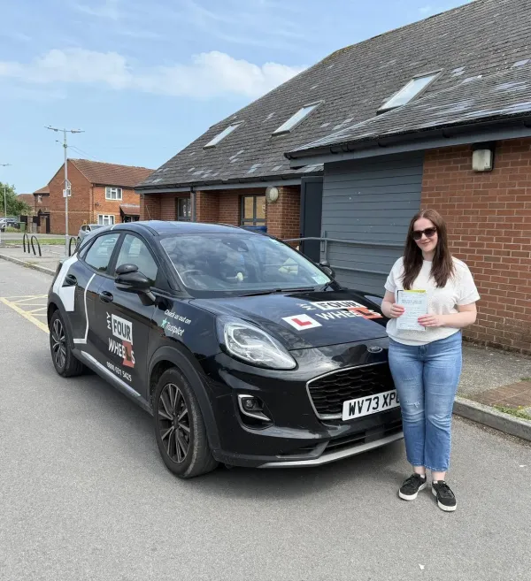 Learner driver who passed with My Four Wheels